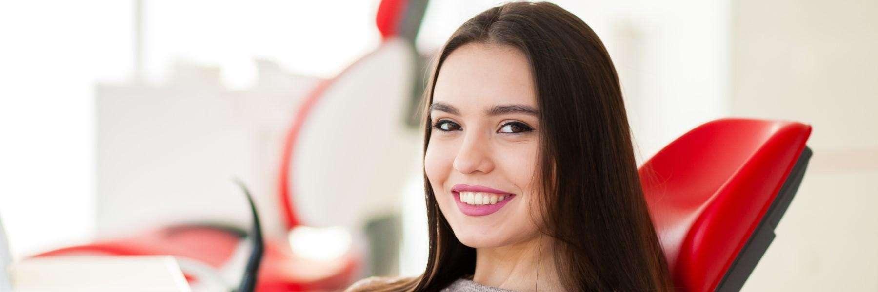 woman getting teeth whitening in concord nh